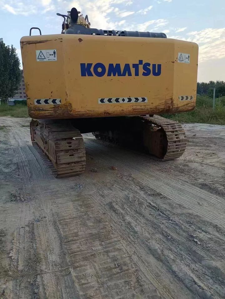 KOMATSU PC 600 LC-8 - Pelle sur chenille: photos 5 KOMATSU PC 600 LC-8 - Pelle sur chenille: photos 5
