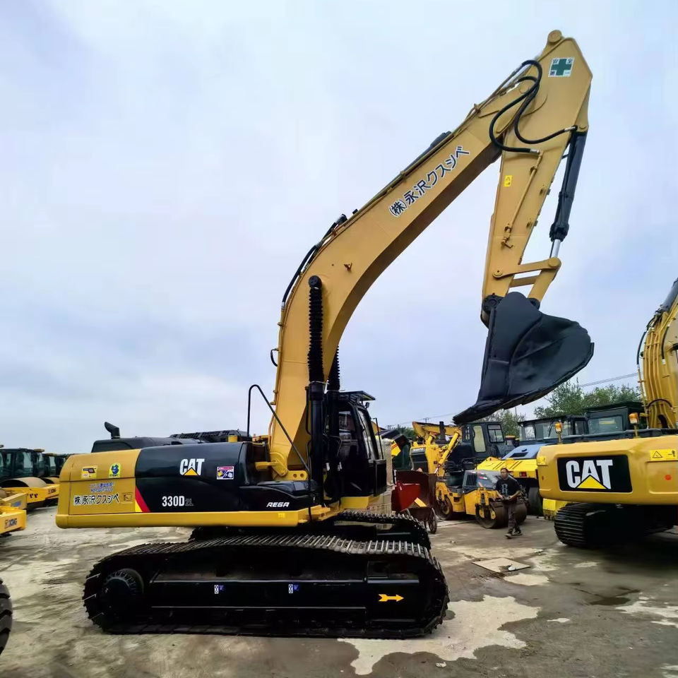 Low Price Used Caterpillar CAT 330D2L Excavators 33 TON 1.5M³ Bucket Capacity CN 2022 Machinery Test Report Track Shoes Included - Pelle sur chenille: photos 1 Low Price Used Caterpillar CAT 330D2L Excavators 33 TON 1.5M³ Bucket Capacity CN 2022 Machinery Test Report Track Shoes Included - Pelle sur chenille: photos 1