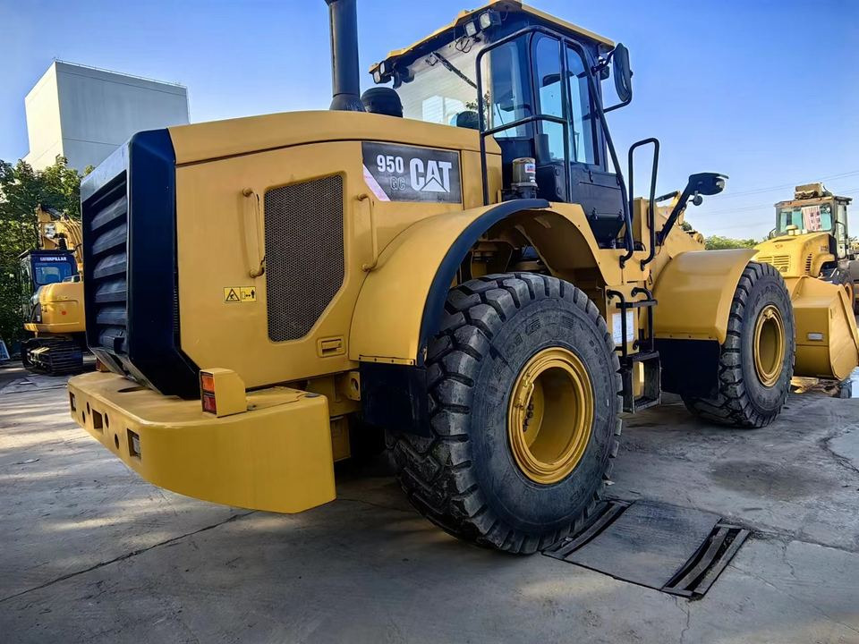 Original CAT Used CAT 950GC Wheel Loader Caterpillar 950GC CAT Loader Low Service Time - Chargeuse sur pneus: photos 2 Original CAT Used CAT 950GC Wheel Loader Caterpillar 950GC CAT Loader Low Service Time - Chargeuse sur pneus: photos 2