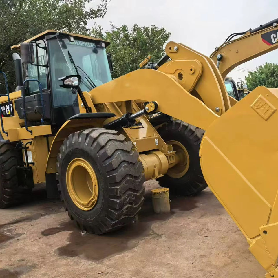 Original Cat Used Cat 950gc Wheel Loader Caterpillar 950gc Cat Loader Low Service Time - Chargeuse sur pneus: photos 1 Original Cat Used Cat 950gc Wheel Loader Caterpillar 950gc Cat Loader Low Service Time - Chargeuse sur pneus: photos 1