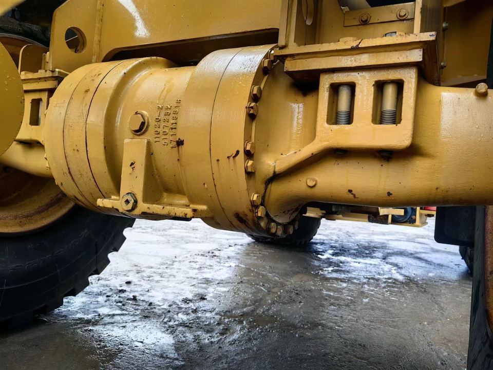 Second Hand Caterpillar CAT 950GC 5 Ton Wheel Loader USED CAT 950 Wheel Loaders in Low Price for Hot Sale - Chargeuse sur pneus: photos 4 Second Hand Caterpillar CAT 950GC 5 Ton Wheel Loader USED CAT 950 Wheel Loaders in Low Price for Hot Sale - Chargeuse sur pneus: photos 4