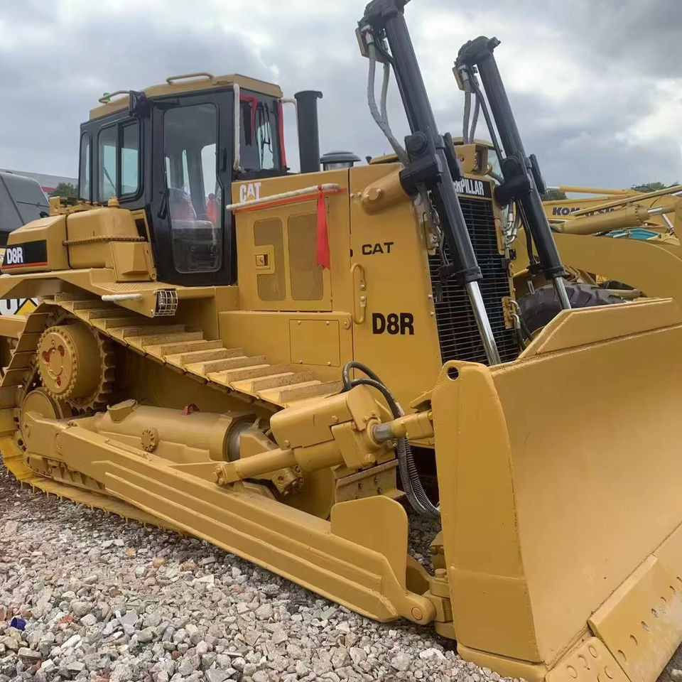 Used Machinery Caterpillar CAT D8R Bulldozer With Ripper Construction & Building Machinery Second Hand - Bulldozer: photos 1 Used Machinery Caterpillar CAT D8R Bulldozer With Ripper Construction & Building Machinery Second Hand - Bulldozer: photos 1