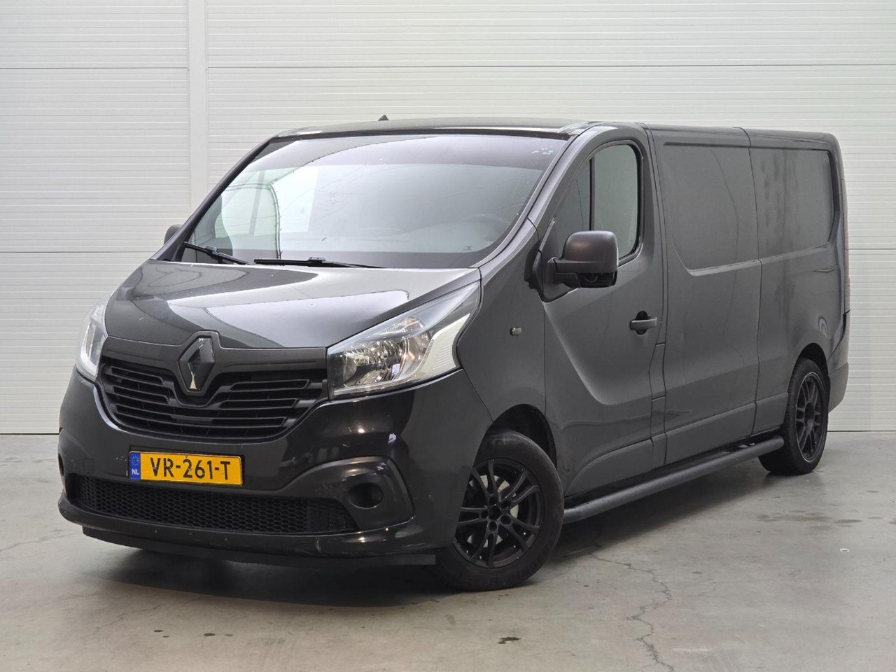 Renault Trafic 1.6 dCi T29 L2H2 Comfort Energy | 2015 | 305.750 km | VR261T | NAP: Logisch - Autre matériel: photos 1 Renault Trafic 1.6 dCi T29 L2H2 Comfort Energy | 2015 | 305.750 km | VR261T | NAP: Logisch - Autre matériel: photos 1