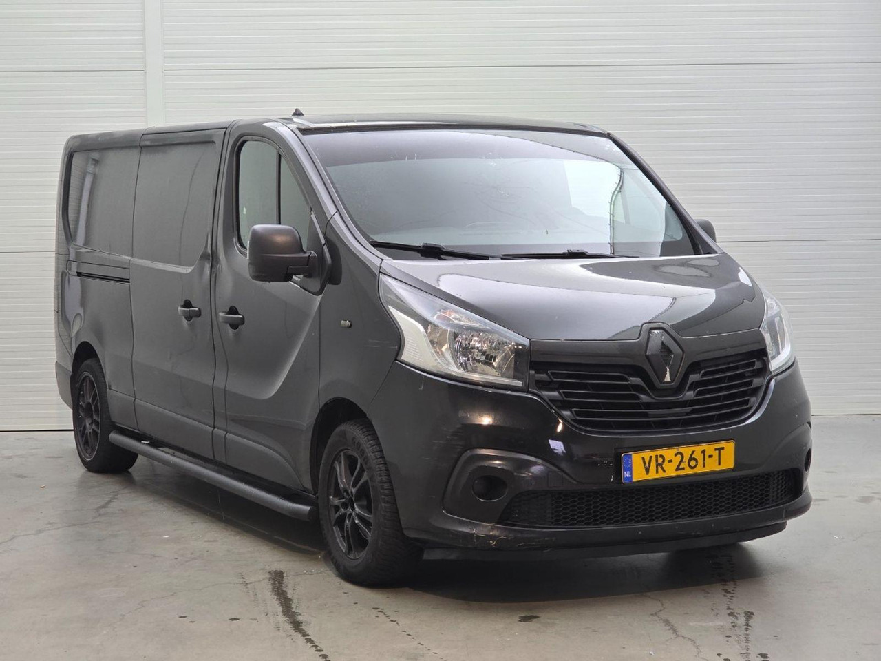 Renault Trafic 1.6 dCi T29 L2H2 Comfort Energy | 2015 | 305.750 km | VR261T | NAP: Logisch - Autre matériel: photos 2 Renault Trafic 1.6 dCi T29 L2H2 Comfort Energy | 2015 | 305.750 km | VR261T | NAP: Logisch - Autre matériel: photos 2