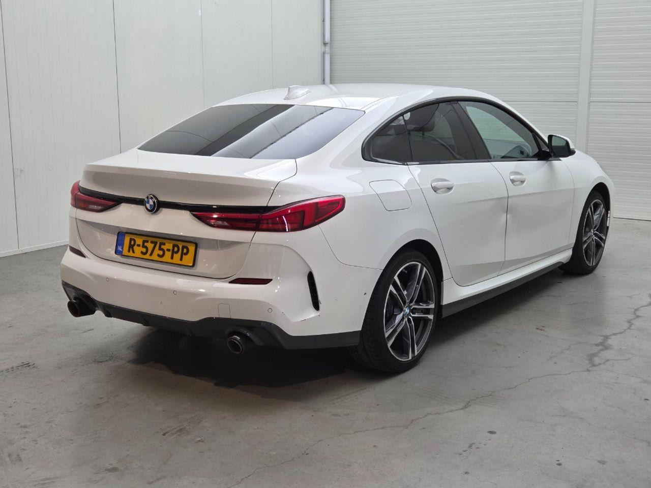 BMW 2 - serie Gran Coupé 218i High Executive M-Sport | 2021 | 107.265 km | Automaat | R575PP | NAP: Geen oordeel - Berline: photos 4 BMW 2 - serie Gran Coupé 218i High Executive M-Sport | 2021 | 107.265 km | Automaat | R575PP | NAP: Geen oordeel - Berline: photos 4