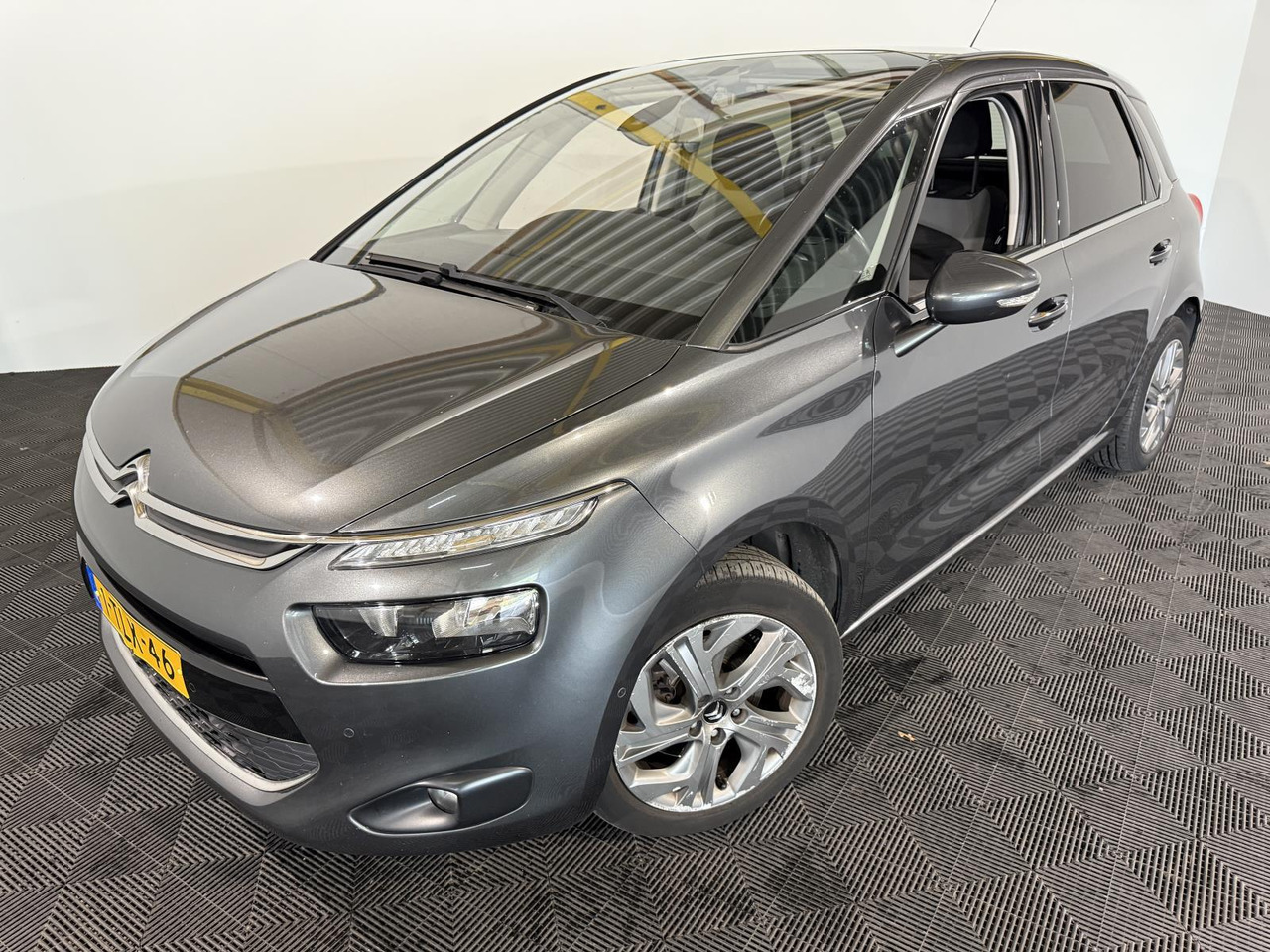 Citroen C4 Picasso 1.6 THP Intensive 2014 7P 185.346 km 1-TLK-46 - Voiture: photos 1 Citroen C4 Picasso 1.6 THP Intensive 2014 7P 185.346 km 1-TLK-46 - Voiture: photos 1