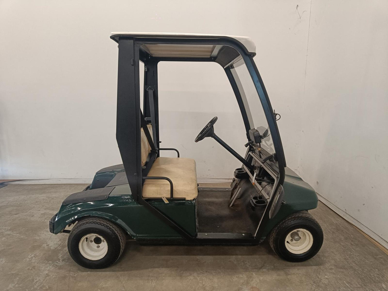 Club Car DS met Mauser cabine TVK-48-S - Voiturette de golf: photos 4 Club Car DS met Mauser cabine TVK-48-S - Voiturette de golf: photos 4