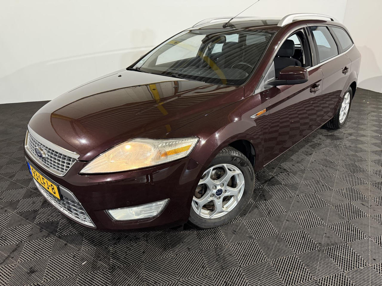 Ford | Mondeo Wagon | 2.0-16V Limited | 2010 | 193.300 km | 93LFJ8 | Logisch - Voiture: photos 1 Ford | Mondeo Wagon | 2.0-16V Limited | 2010 | 193.300 km | 93LFJ8 | Logisch - Voiture: photos 1