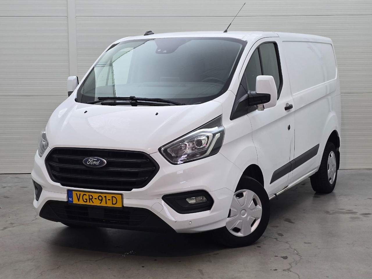Ford Transit Custom 280 2.0 TDCI L1H1 Trend | 2020 | 237.771 km | VGR91D | NAP: Logisch - Fourgon utilitaire: photos 1 Ford Transit Custom 280 2.0 TDCI L1H1 Trend | 2020 | 237.771 km | VGR91D | NAP: Logisch - Fourgon utilitaire: photos 1