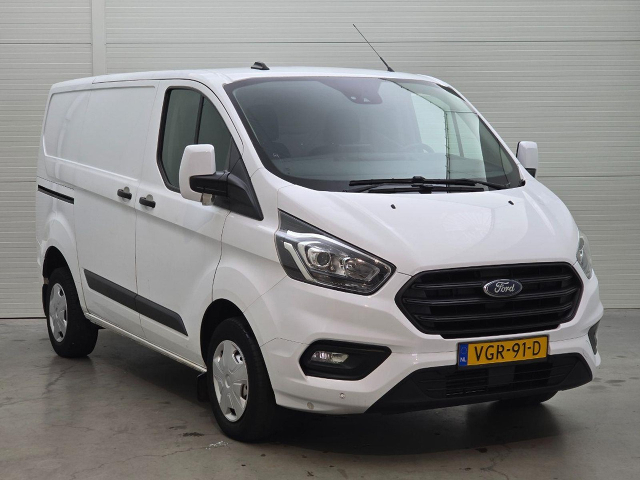 Ford Transit Custom 280 2.0 TDCI L1H1 Trend | 2020 | 237.771 km | VGR91D | NAP: Logisch - Fourgon utilitaire: photos 2 Ford Transit Custom 280 2.0 TDCI L1H1 Trend | 2020 | 237.771 km | VGR91D | NAP: Logisch - Fourgon utilitaire: photos 2