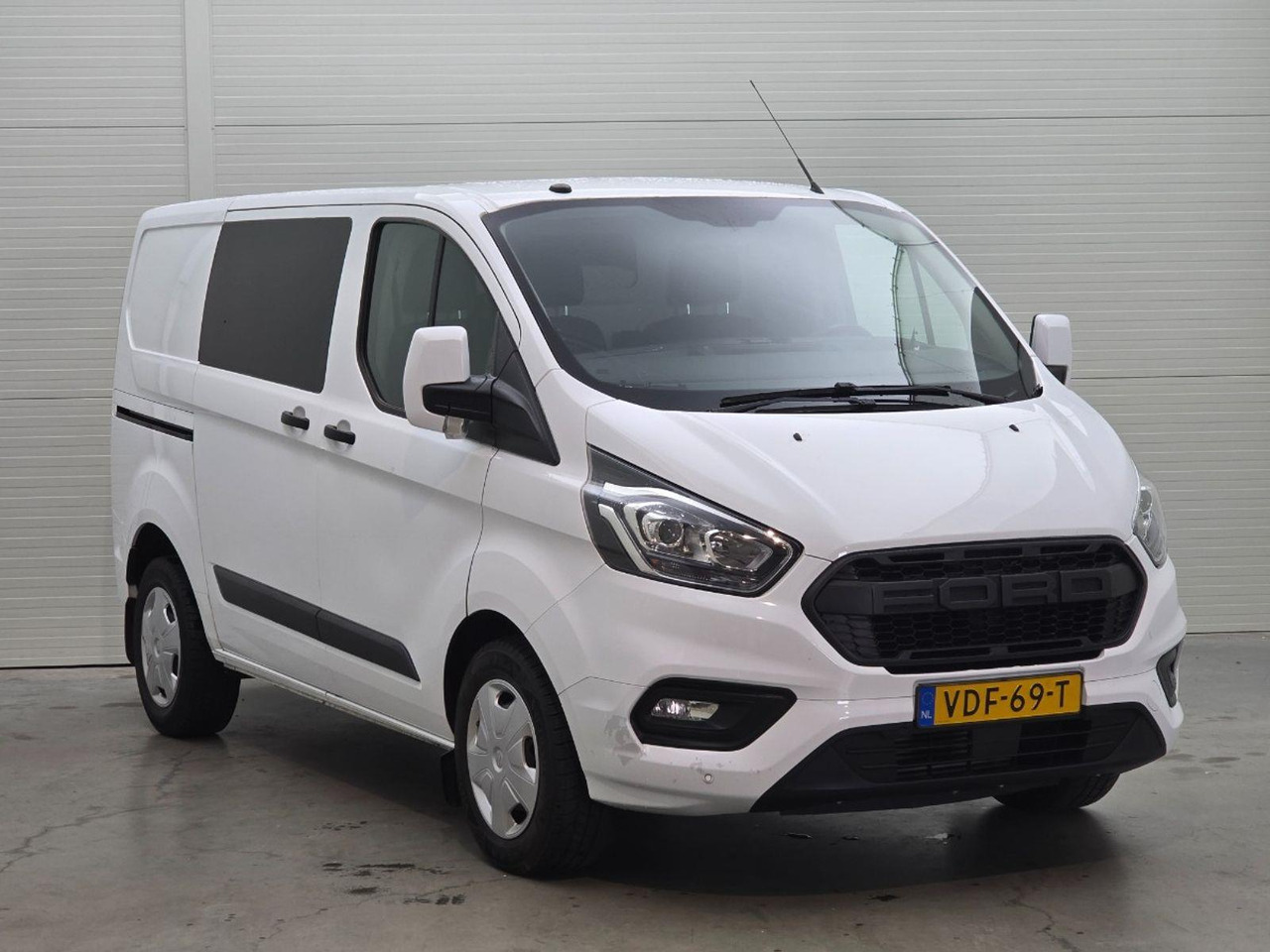 Ford Transit Custom 300 2.0 TDCI L1H1 Trend | 2018 | 154.249 km | Automaat | VDF69T | NAP: Geen oordeel - Fourgon utilitaire: photos 2 Ford Transit Custom 300 2.0 TDCI L1H1 Trend | 2018 | 154.249 km | Automaat | VDF69T | NAP: Geen oordeel - Fourgon utilitaire: photos 2