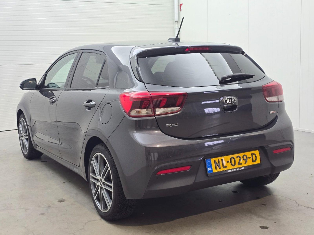 Kia Rio 1.0 TGDI First Edition | 2017 | 164.595 km | NL029D | NAP: Logisch - Voiture à hayon: photos 3 Kia Rio 1.0 TGDI First Edition | 2017 | 164.595 km | NL029D | NAP: Logisch - Voiture à hayon: photos 3