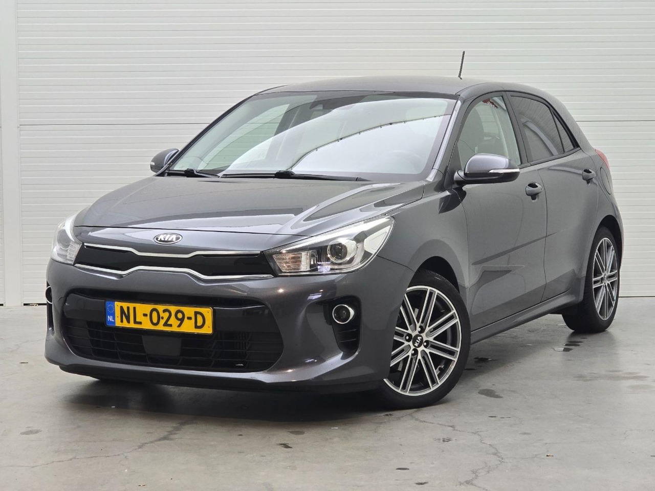 Kia Rio 1.0 TGDI First Edition | 2017 | 164.595 km | NL029D | NAP: Logisch - Voiture à hayon: photos 1 Kia Rio 1.0 TGDI First Edition | 2017 | 164.595 km | NL029D | NAP: Logisch - Voiture à hayon: photos 1