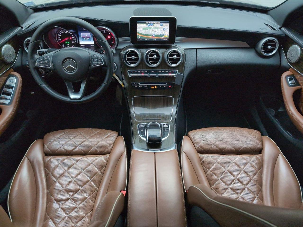 Mercedes-Benz C-klasse 250 CDI 4MATIC Premium Plus | 2017 | 201.697 km | Automaat | L835FB | NAP: Geen oordeel - Berline: photos 5 Mercedes-Benz C-klasse 250 CDI 4MATIC Premium Plus | 2017 | 201.697 km | Automaat | L835FB | NAP: Geen oordeel - Berline: photos 5