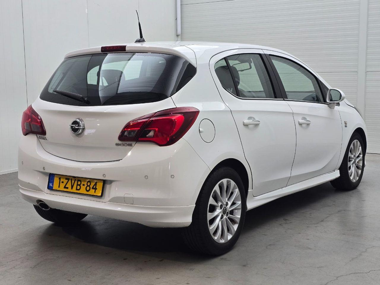 Opel Corsa 1.0 Turbo Cosmo | 2015 | 187.138 km | 1ZVB84 | NAP: Logisch - Voiture à hayon: photos 4 Opel Corsa 1.0 Turbo Cosmo | 2015 | 187.138 km | 1ZVB84 | NAP: Logisch - Voiture à hayon: photos 4