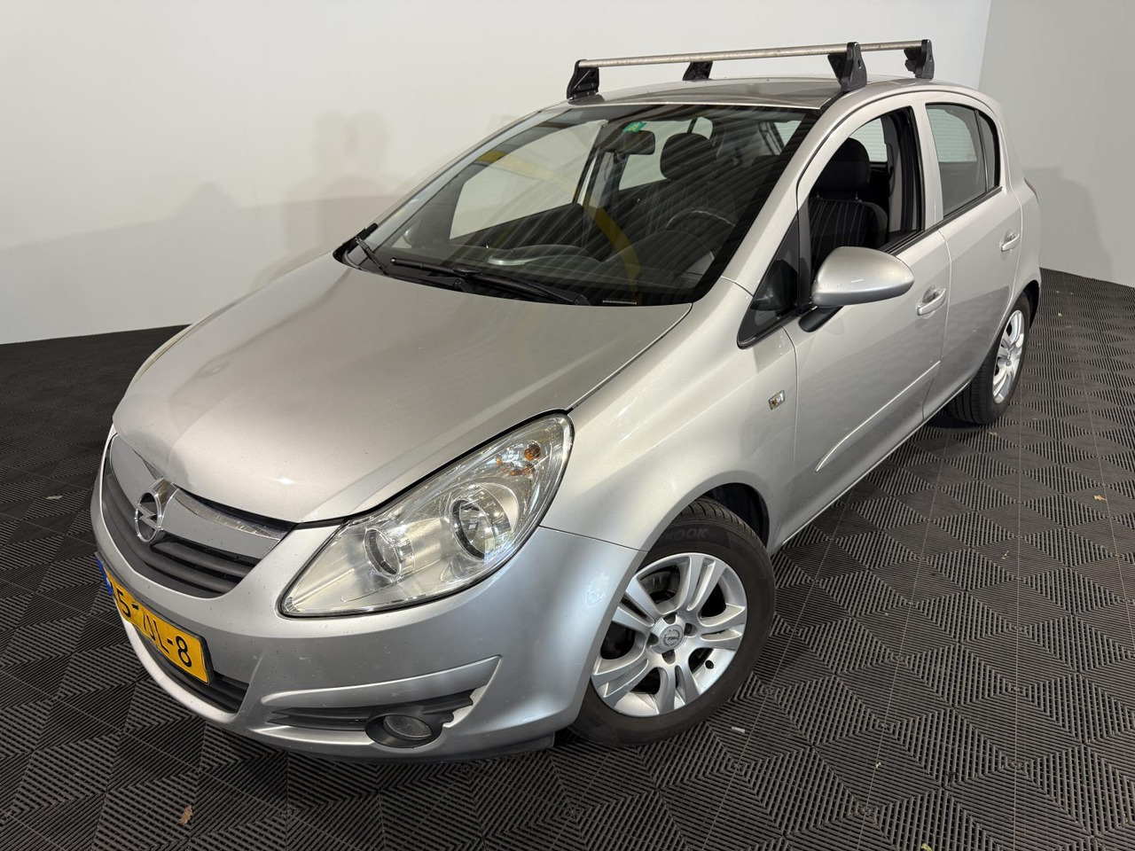 Voiture à hayon Opel | Corsa | 1.2-16V Cosmo Automaat | 2009 | 245.713 km | 45TJL8 | Geen oordeel: photos 1