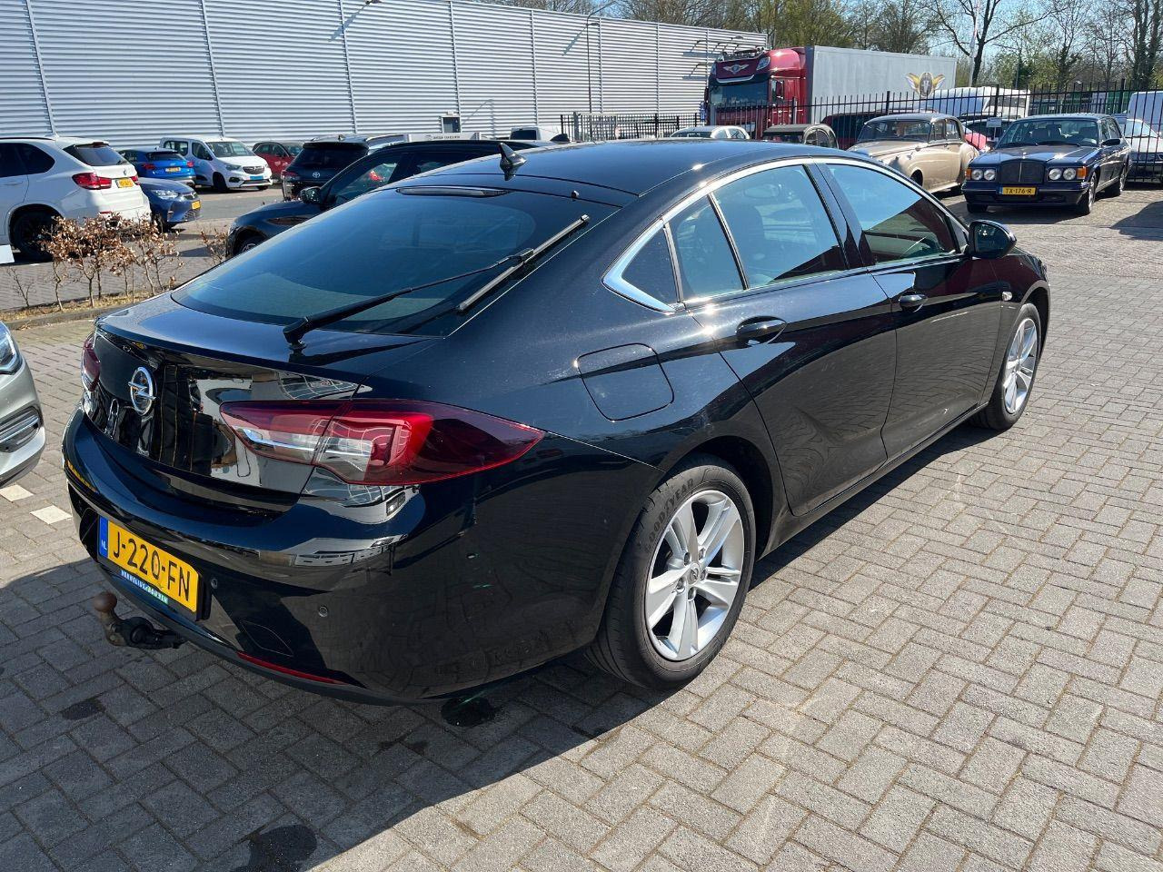 Opel Insignia Grand Sport 1.5 Turbo Business Executive | 2020 | 213.161 km | Automaat | J220FN | NAP: Logisch - Voiture à hayon: photos 4 Opel Insignia Grand Sport 1.5 Turbo Business Executive | 2020 | 213.161 km | Automaat | J220FN | NAP: Logisch - Voiture à hayon: photos 4