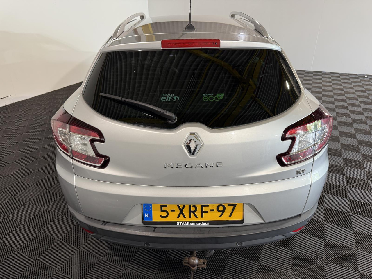 Renault Mégane Estate 1.2 TCe Bose 5-XRF-97 185.127 km 2014 - Voiture: photos 2 Renault Mégane Estate 1.2 TCe Bose 5-XRF-97 185.127 km 2014 - Voiture: photos 2