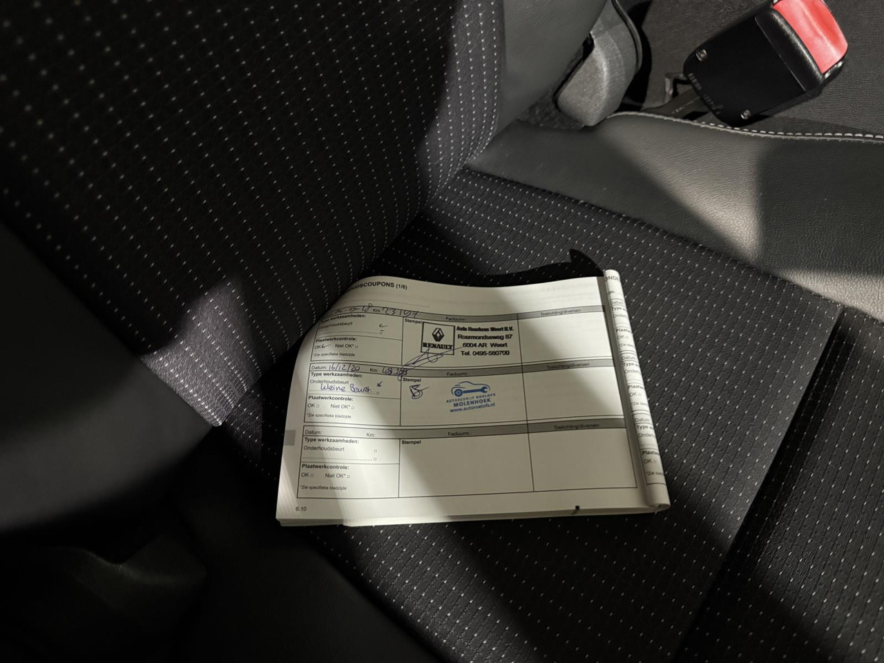 Renault | Scénic | 1.2 TCe Bose | 2013 | 103.433 km | 9KZR67 | Logisch - Voiture: photos 2 Renault | Scénic | 1.2 TCe Bose | 2013 | 103.433 km | 9KZR67 | Logisch - Voiture: photos 2