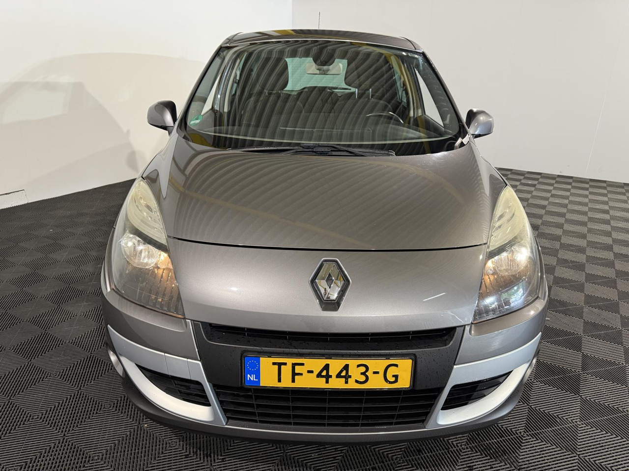 Renault Scénic 1.4 TCe Dynamic | 2010 |243.512 km | TF-443-G - Voiture: photos 4 Renault Scénic 1.4 TCe Dynamic | 2010 |243.512 km | TF-443-G - Voiture: photos 4