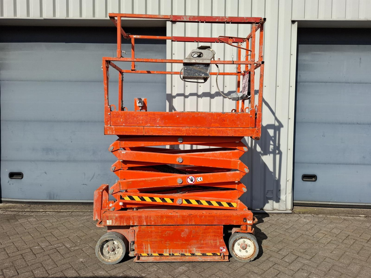 Skyjack SJ3219 Schaarlift 2016 - Nacelle ciseaux: photos 4 Skyjack SJ3219 Schaarlift 2016 - Nacelle ciseaux: photos 4