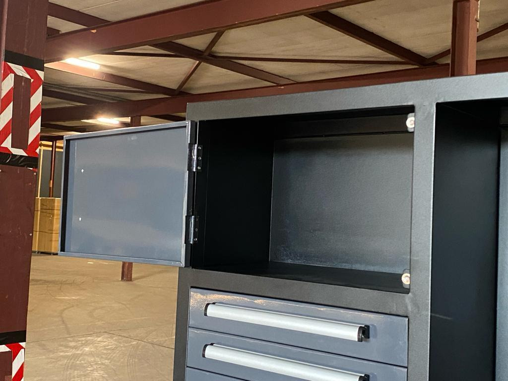 StahlWorks 30DG Gereedschapswand 30 Lades. - Équipement de garage: photos 3 StahlWorks 30DG Gereedschapswand 30 Lades. - Équipement de garage: photos 3