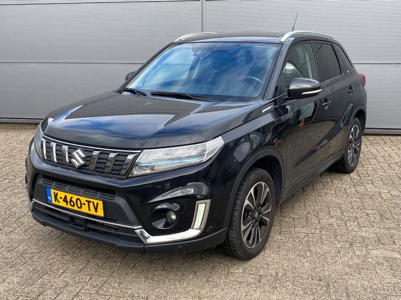Suzuki Vitara 1.4 Boosterjet Style Smart Hybrid | 2021 | 63.245 km | Automaat | K460TV | NAP: Logisch - SUV: photos 1 Suzuki Vitara 1.4 Boosterjet Style Smart Hybrid | 2021 | 63.245 km | Automaat | K460TV | NAP: Logisch - SUV: photos 1