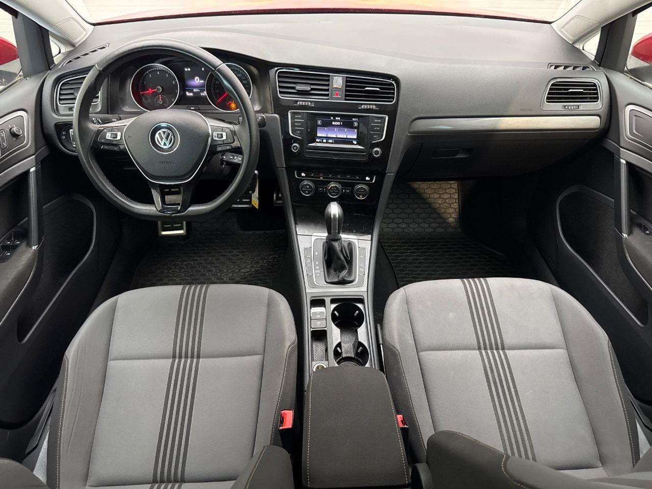 Volkswagen Golf 1.2 TSI Connected Series | 2016 | 56.005 km | X952DH | NAP: Geen oordeel - Voiture: photos 5 Volkswagen Golf 1.2 TSI Connected Series | 2016 | 56.005 km | X952DH | NAP: Geen oordeel - Voiture: photos 5