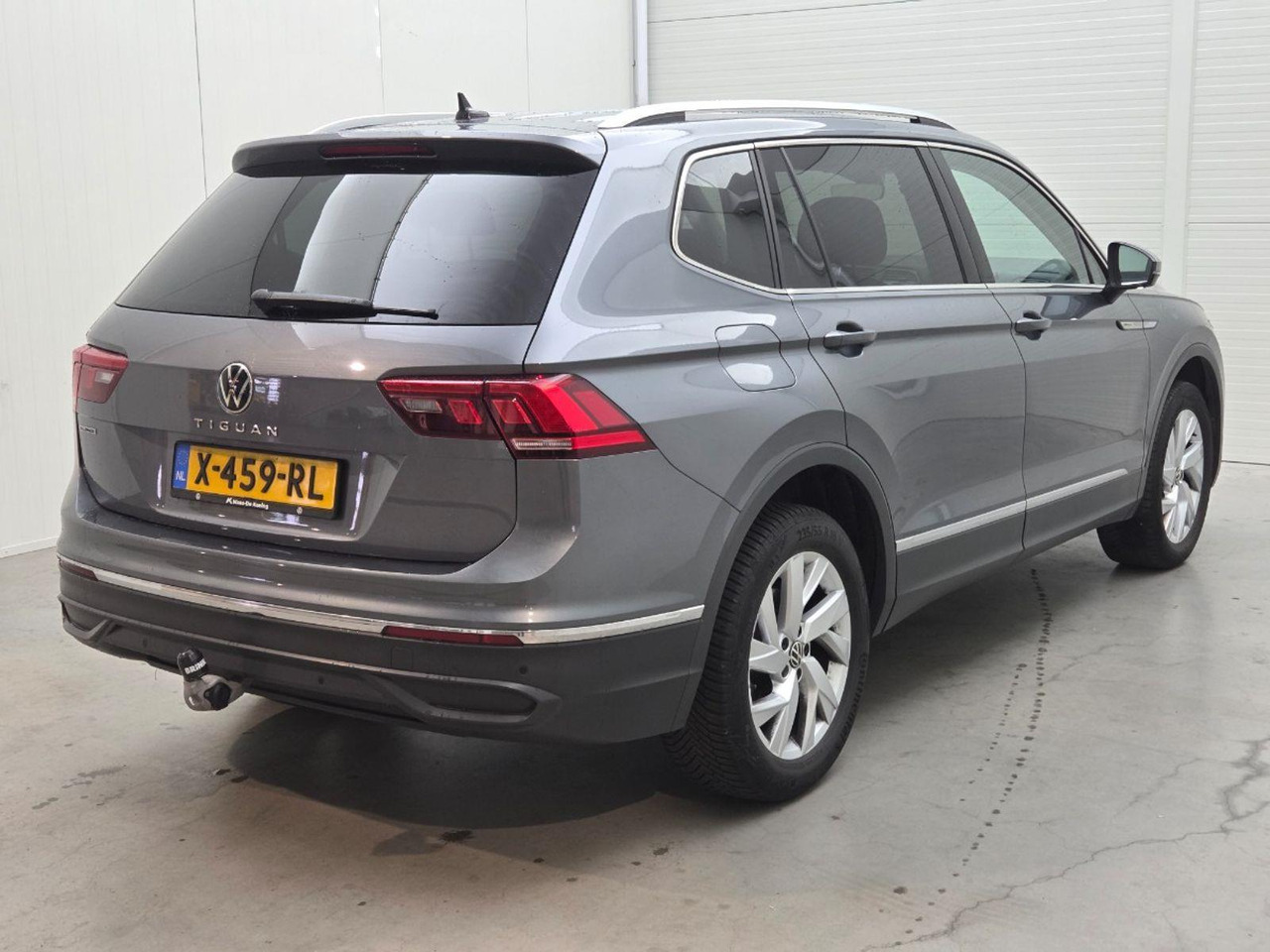 Volkswagen Tiguan Allspace 1.5 TSI R - Line 7p. | 2023 | 86.012 km | Automaat | X459RL | NAP: Geen oordeel - SUV: photos 4 Volkswagen Tiguan Allspace 1.5 TSI R - Line 7p. | 2023 | 86.012 km | Automaat | X459RL | NAP: Geen oordeel - SUV: photos 4