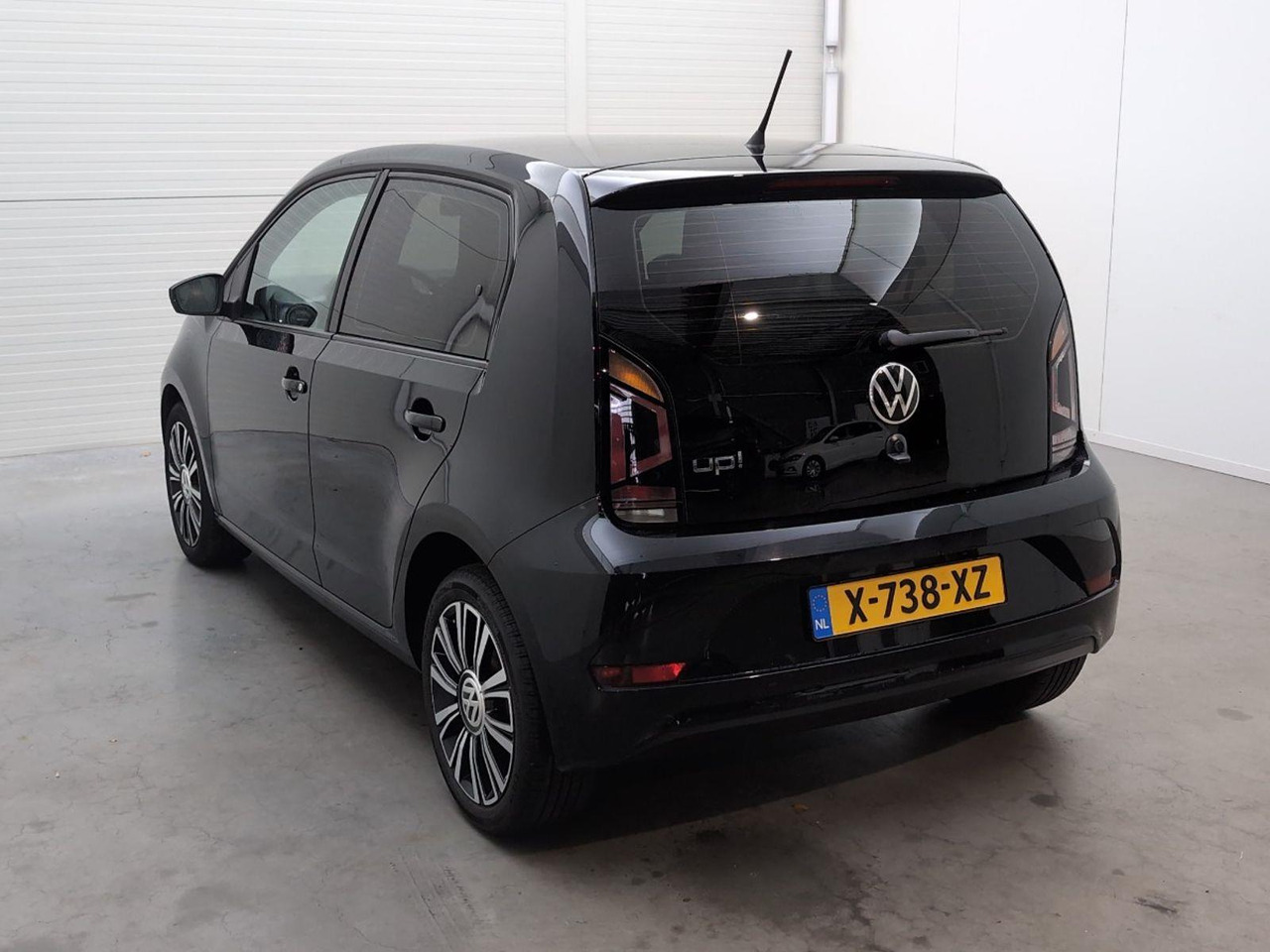 Volkswagen Up! 1.0 | 2020 | 123.971 km | X738XZ | NAP: Geen oordeel - Voiture à hayon: photos 3 Volkswagen Up! 1.0 | 2020 | 123.971 km | X738XZ | NAP: Geen oordeel - Voiture à hayon: photos 3