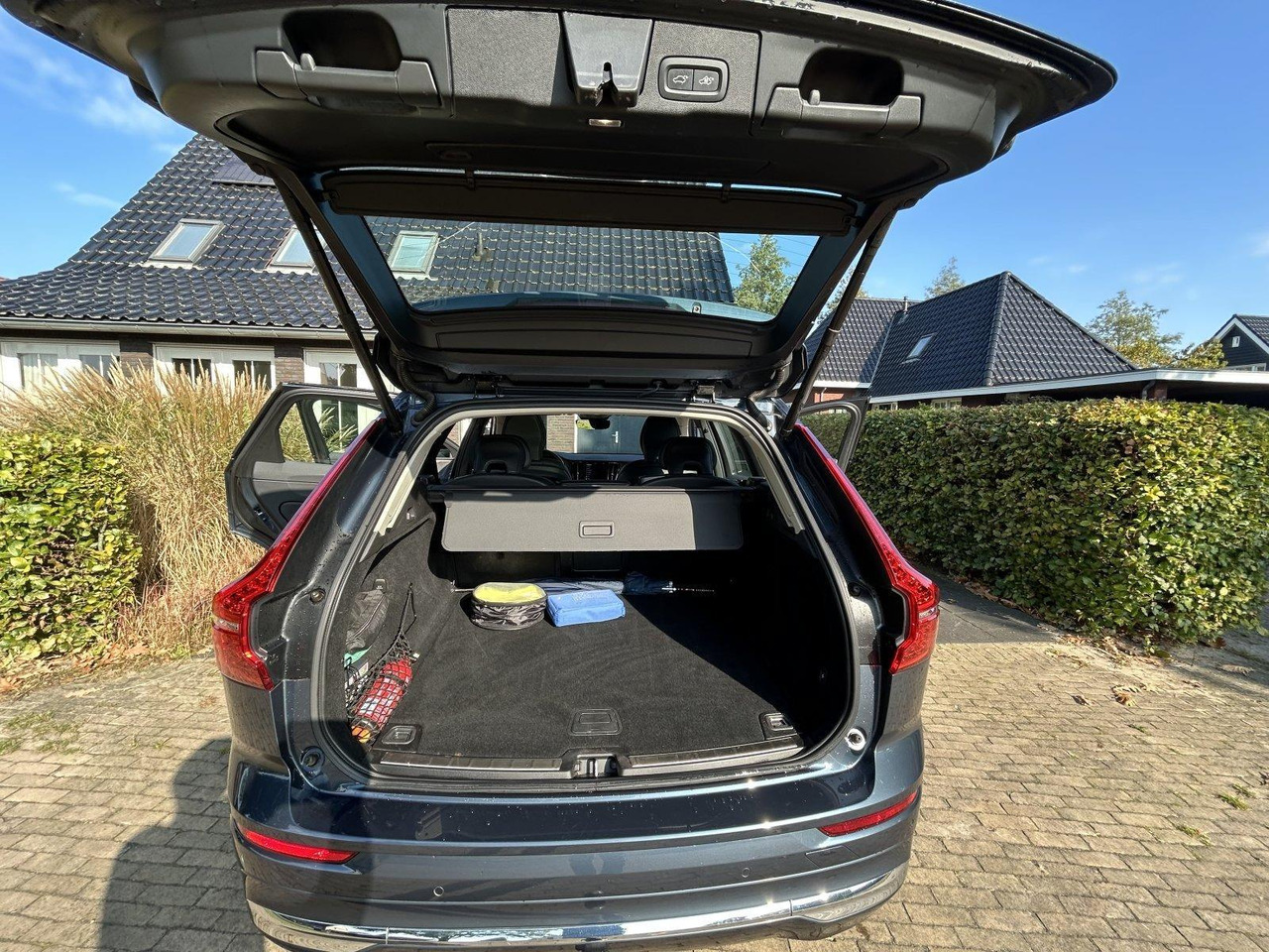 Volvo | XC60 | 2.0 B5 Inscription | 2022 | 78.918 km | P456HV | Logisch - SUV: photos 3 Volvo | XC60 | 2.0 B5 Inscription | 2022 | 78.918 km | P456HV | Logisch - SUV: photos 3
