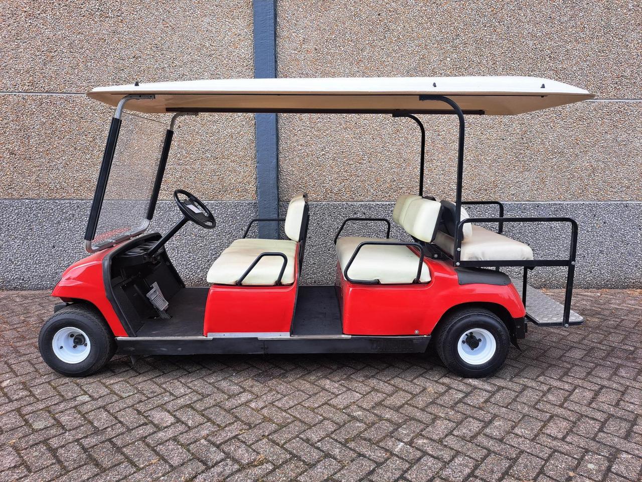 Yamaha shuttle 6 (1) - Voiturette de golf: photos 3 Yamaha shuttle 6 (1) - Voiturette de golf: photos 3