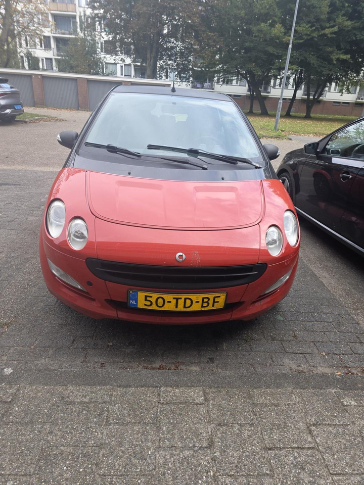 Smart | forfour | 1.1 pulse | 2006 | 234.985 km | 50TDBF | Logisch - Voiture à hayon: photos 5 Smart | forfour | 1.1 pulse | 2006 | 234.985 km | 50TDBF | Logisch - Voiture à hayon: photos 5