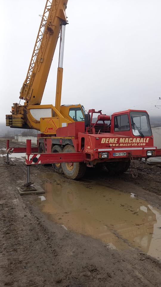 LIEBHERR LTM1050 - Grue mobile: photos 5 LIEBHERR LTM1050 - Grue mobile: photos 5
