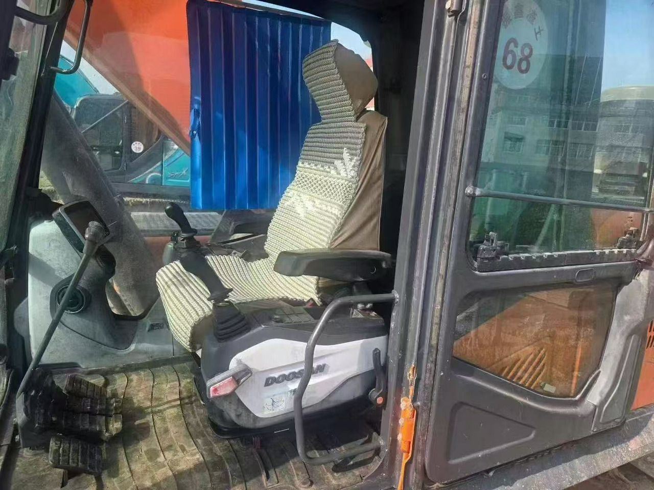 DOOSAN DX380 - Engins de chantier: photos 2 DOOSAN DX380 - Engins de chantier: photos 2