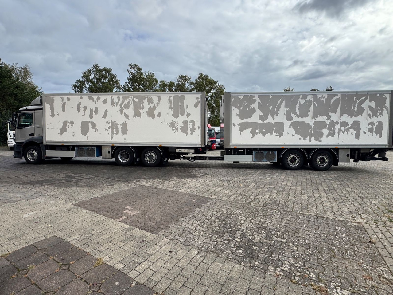 Mercedes-Benz Antos 2540/2xLBW/Kühlung-Defekt/5instock - Camion frigorifique: photos 4 Mercedes-Benz Antos 2540/2xLBW/Kühlung-Defekt/5instock - Camion frigorifique: photos 4