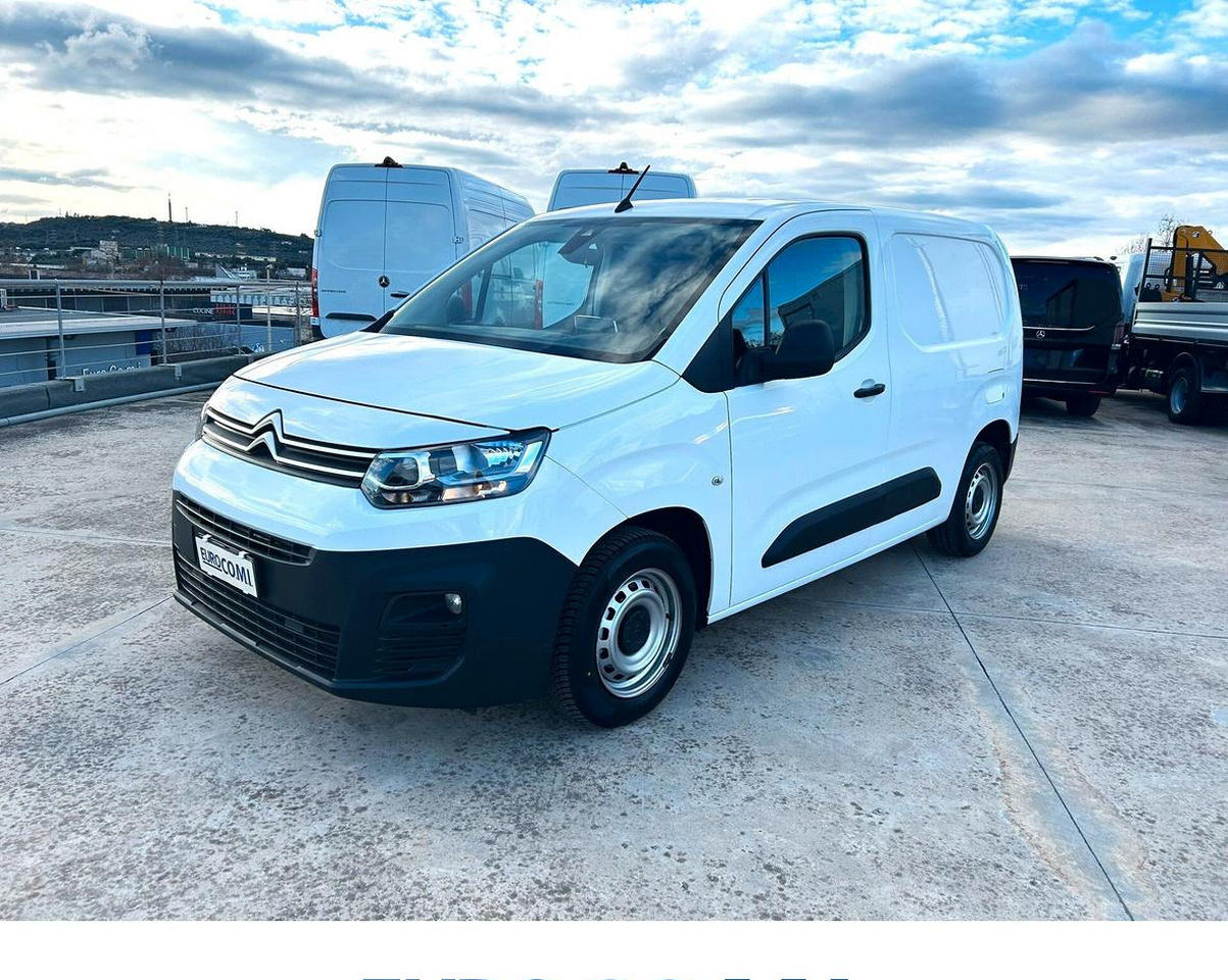 Citroen Berligno 1.6 HDi 100 cv 3 posti - Fourgonnette: photos 1 Citroen Berligno 1.6 HDi 100 cv 3 posti - Fourgonnette: photos 1