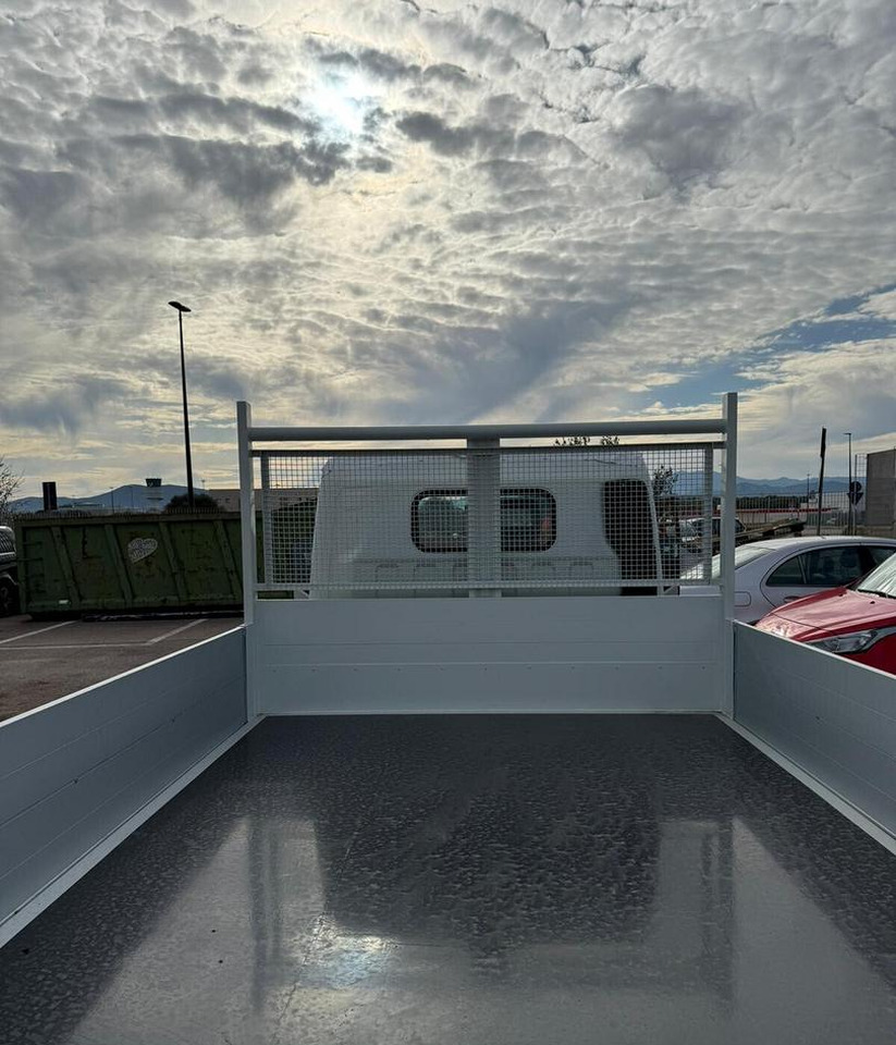 FUSO Canter 3S13 - Camion benne: photos 5 FUSO Canter 3S13 - Camion benne: photos 5