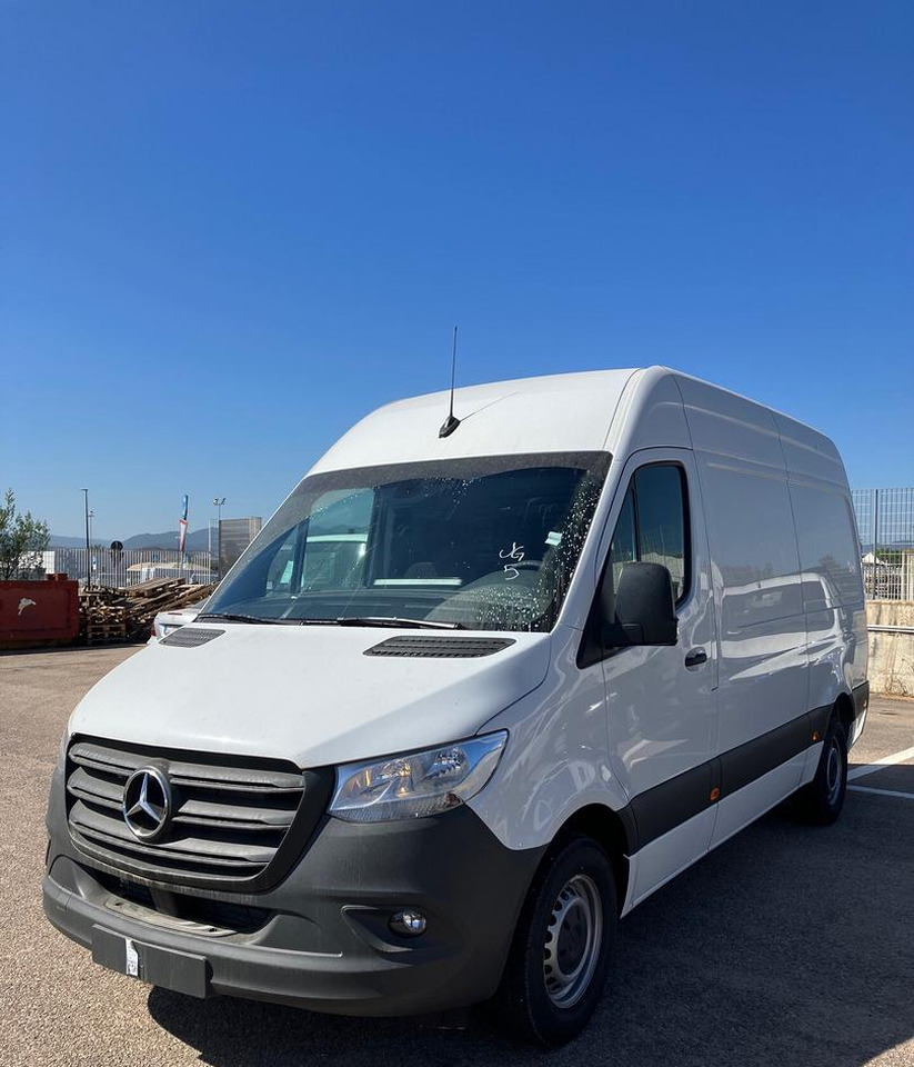 MERCEDES SPRINTER FURGONE 315 37/35 IN PRONTA CONS - Fourgon utilitaire: photos 3 MERCEDES SPRINTER FURGONE 315 37/35 IN PRONTA CONS - Fourgon utilitaire: photos 3