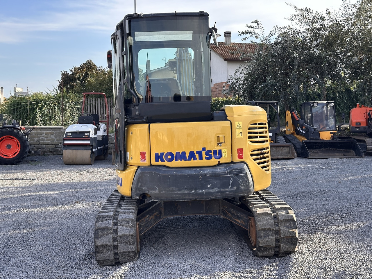 KOMATSU PC55MR-3 - Mini pelle: photos 5 KOMATSU PC55MR-3 - Mini pelle: photos 5