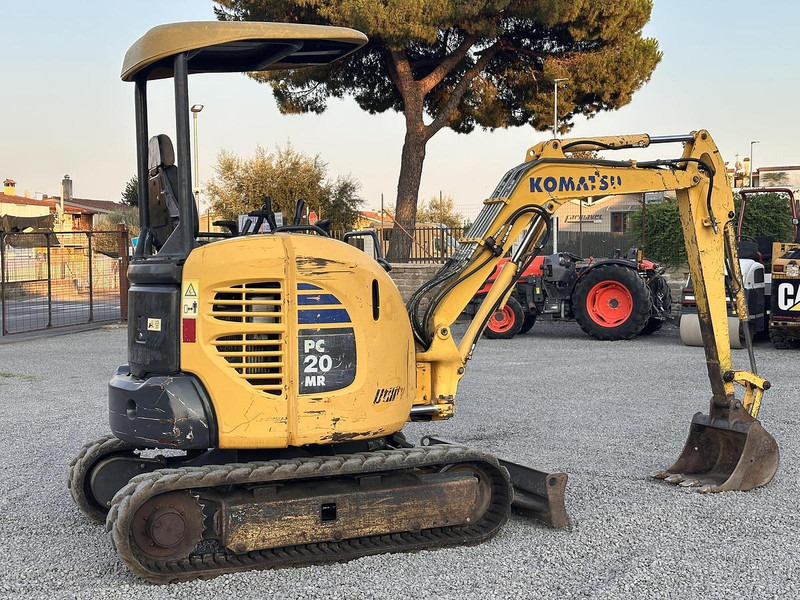 Komatsu PC20MR-2 - Mini pelle: photos 3 Komatsu PC20MR-2 - Mini pelle: photos 3