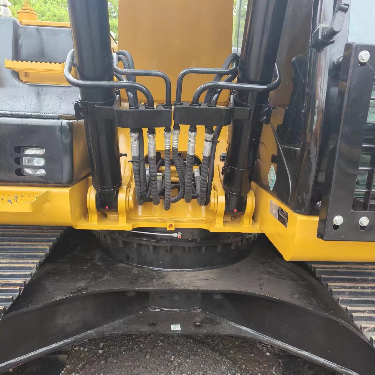 CATERPILLAR 320D2 - Pelle sur chenille: photos 5 CATERPILLAR 320D2 - Pelle sur chenille: photos 5