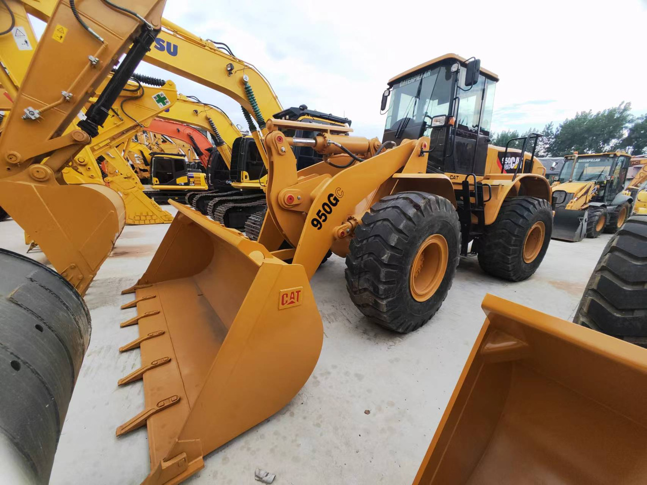 CATERPILLAR 950G - Chargeuse sur pneus: photos 4 CATERPILLAR 950G - Chargeuse sur pneus: photos 4