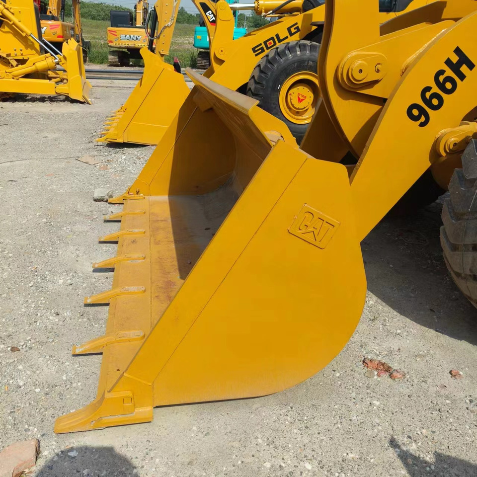Chargeuse sur pneus CATERPILLAR 966H [ Copy ]: photos 6