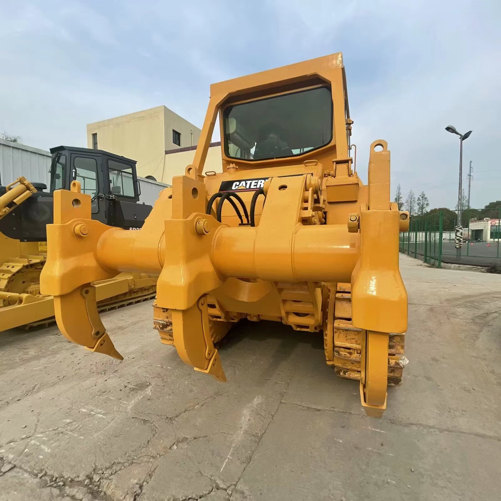 CATERPILLAR D7G - Bulldozer: photos 1 CATERPILLAR D7G - Bulldozer: photos 1