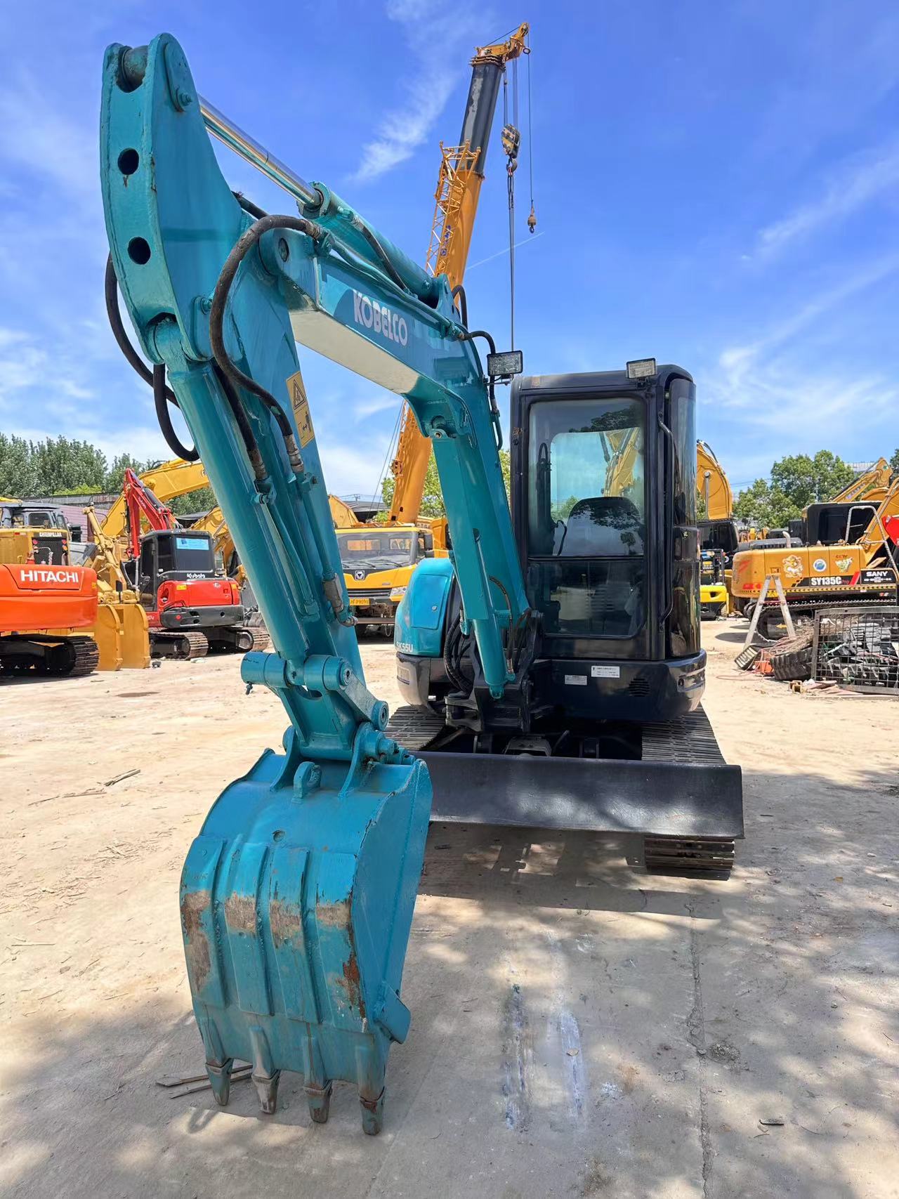 KOBELCO SK55 - Mini pelle: photos 4 KOBELCO SK55 - Mini pelle: photos 4