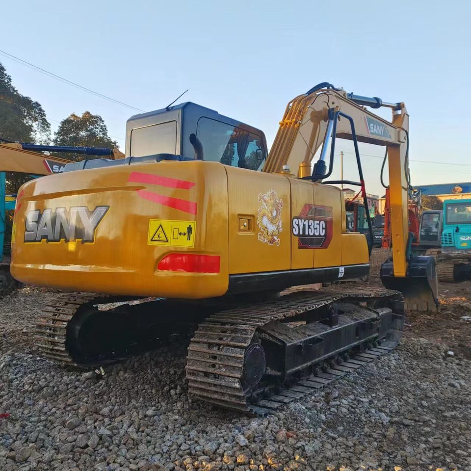 SANY SY135 - Pelle sur chenille: photos 3 SANY SY135 - Pelle sur chenille: photos 3