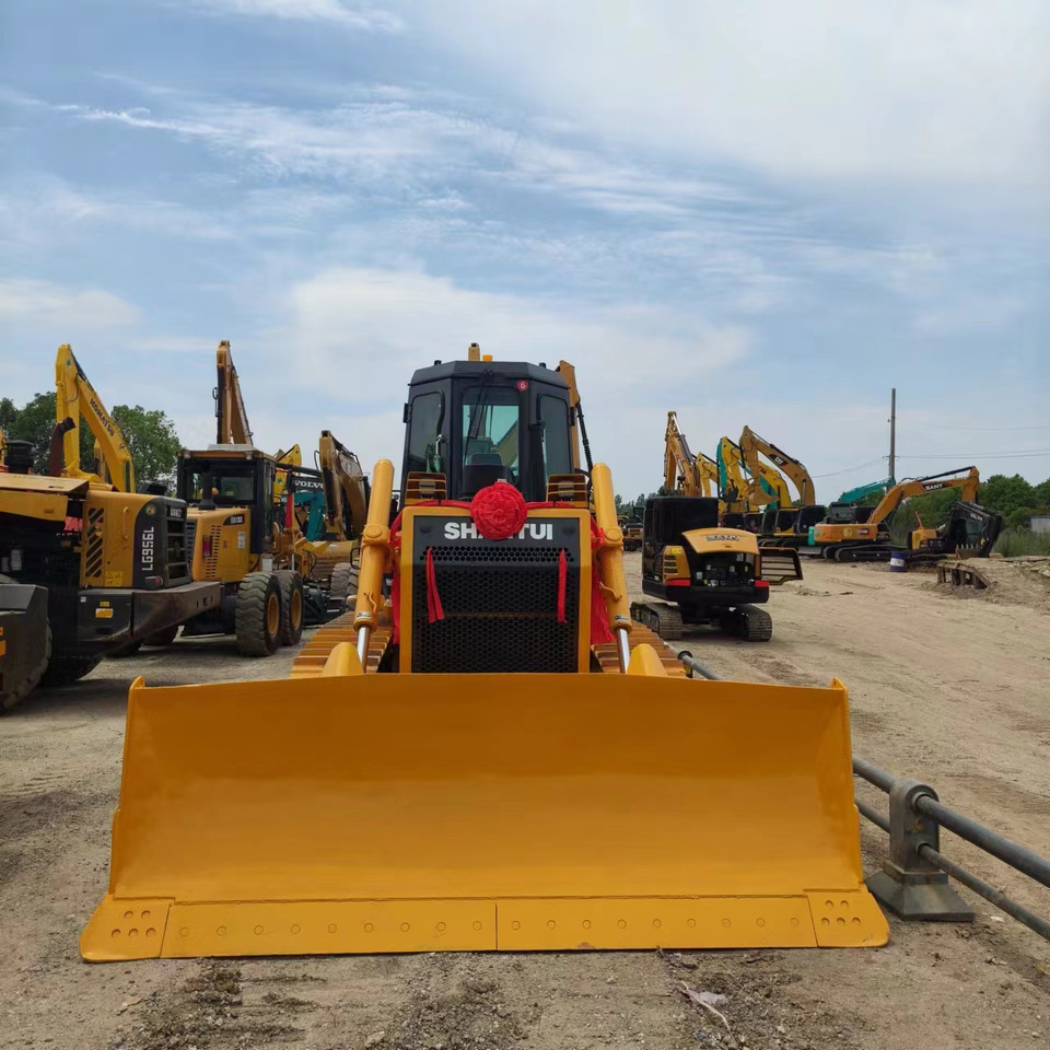Shantui SD16 - Bulldozer: photos 3 Shantui SD16 - Bulldozer: photos 3