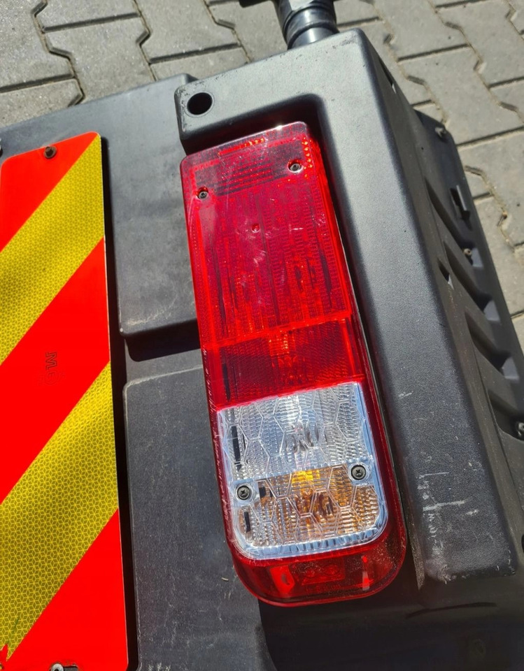 BŁOTNIK KOMPLETNY PRAWY TYŁ LAMPA CHLAPACZ MOCOWANIE FORD F-MAX CARGO - Aile: photos 5 BŁOTNIK KOMPLETNY PRAWY TYŁ LAMPA CHLAPACZ MOCOWANIE FORD F-MAX CARGO - Aile: photos 5
