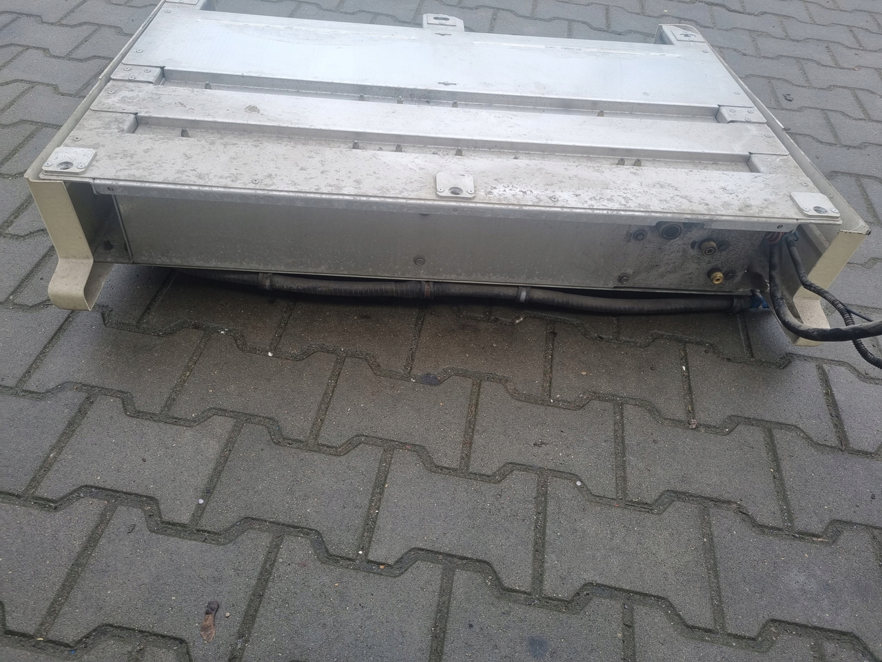 Carrier NAWIEW AGREGATU CHŁODNICZEGO CARRIER TRANSICOLD AVPA MTS1 100-h mts11-h12 - Système de refroidissement pour Remorque: photos 5 Carrier NAWIEW AGREGATU CHŁODNICZEGO CARRIER TRANSICOLD AVPA MTS1 100-h mts11-h12 - Système de refroidissement pour Remorque: photos 5